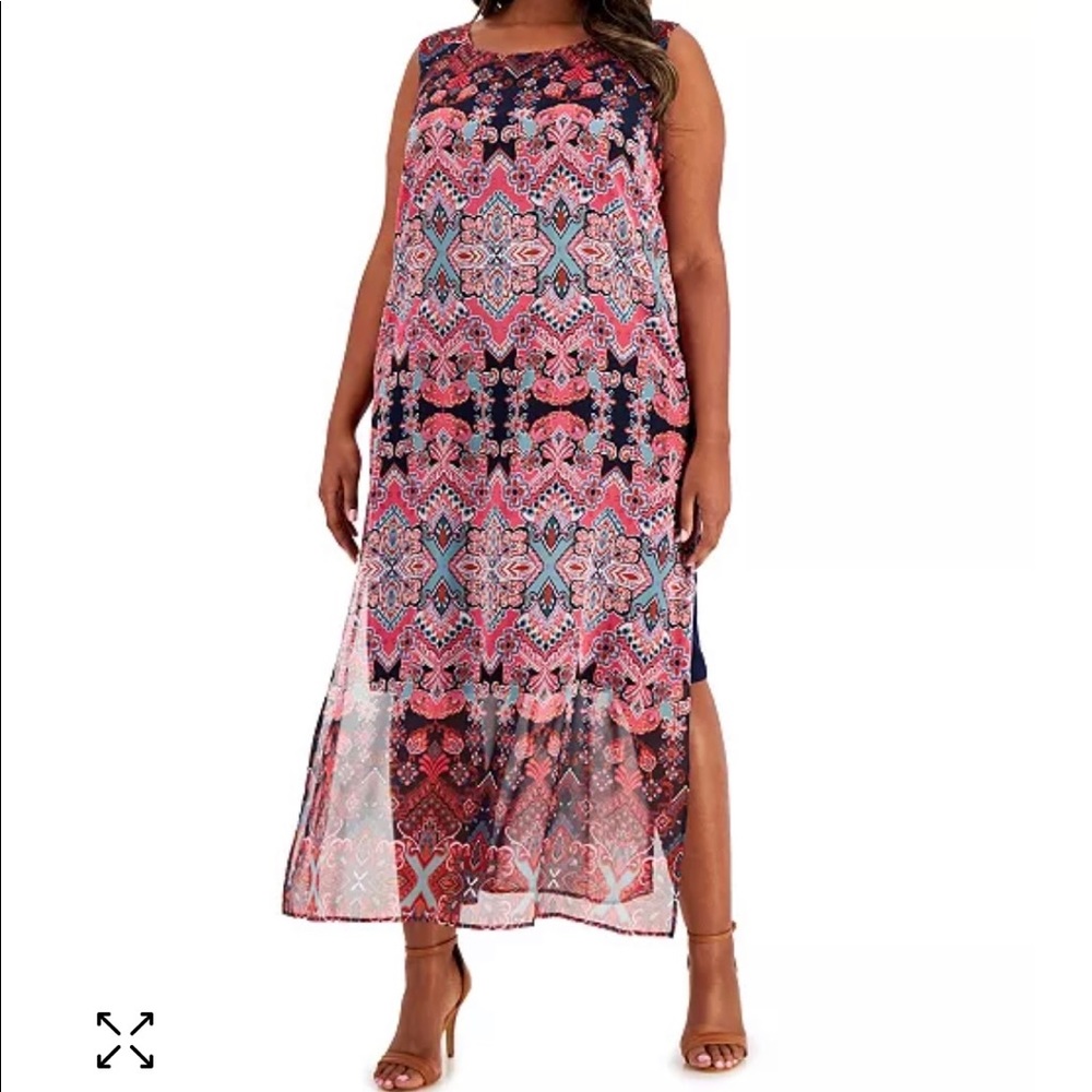 Women’s Plus Sized Maxi Dress